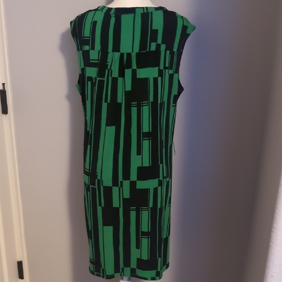 NWT Cremieux Green and Navy Geometric Pattern Dress - Picture 5 of 8